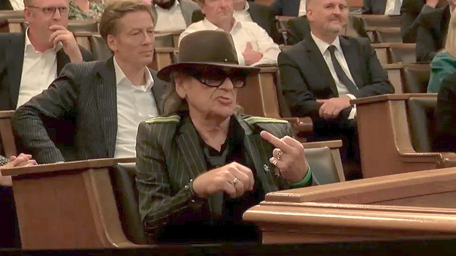 Hamburg Udo Lindenbergs Stinkefinger AfD Schaltet Justizsenatorin