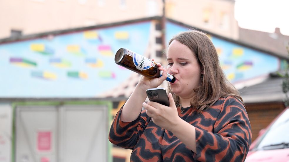 Dresden Bierflaschen Foto Von Ricarda Lang Wird Zum Meme Jetzt