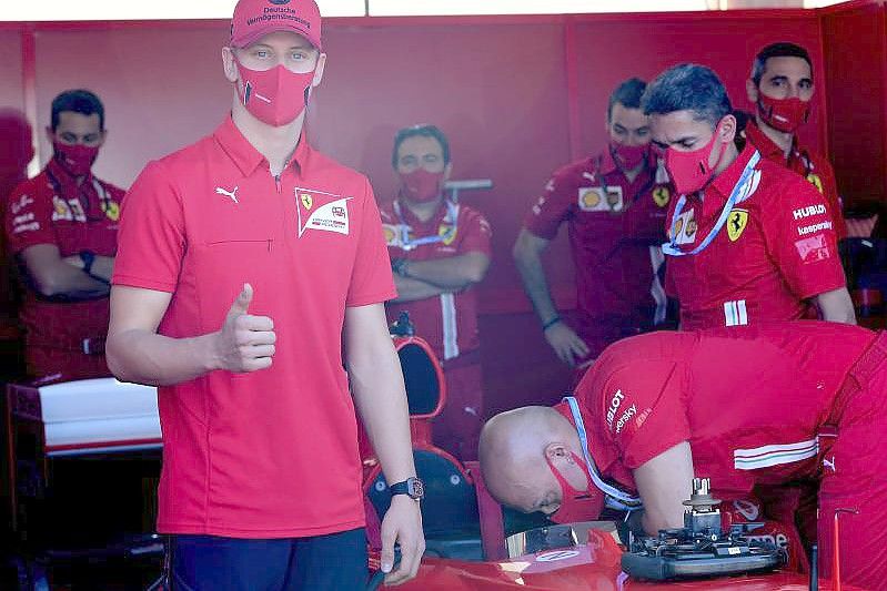 Schumacher Im Ferrari Seines Vaters F Hrung In Formel