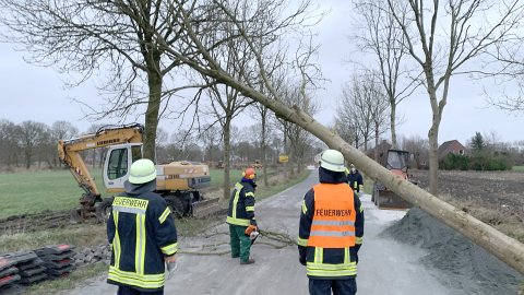 Sturmtief "Nadia" zog über Ostfriesland - Bild 9