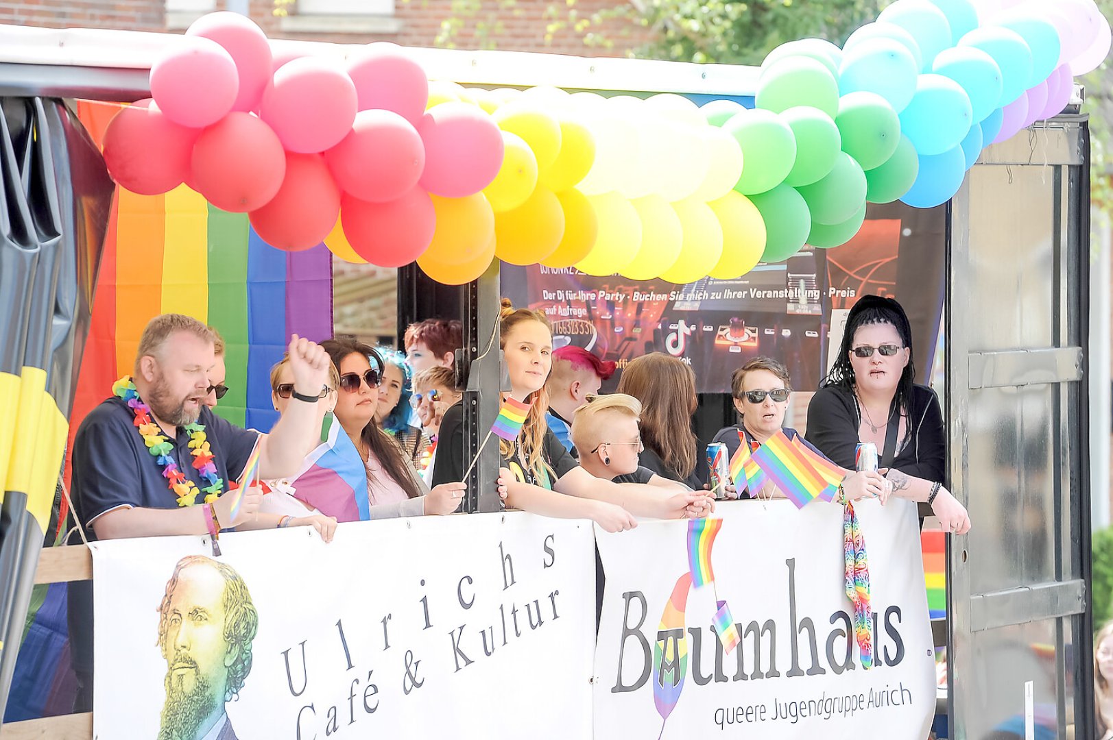 Die schönsten Bilder vom CSD in Aurich - Bild 14