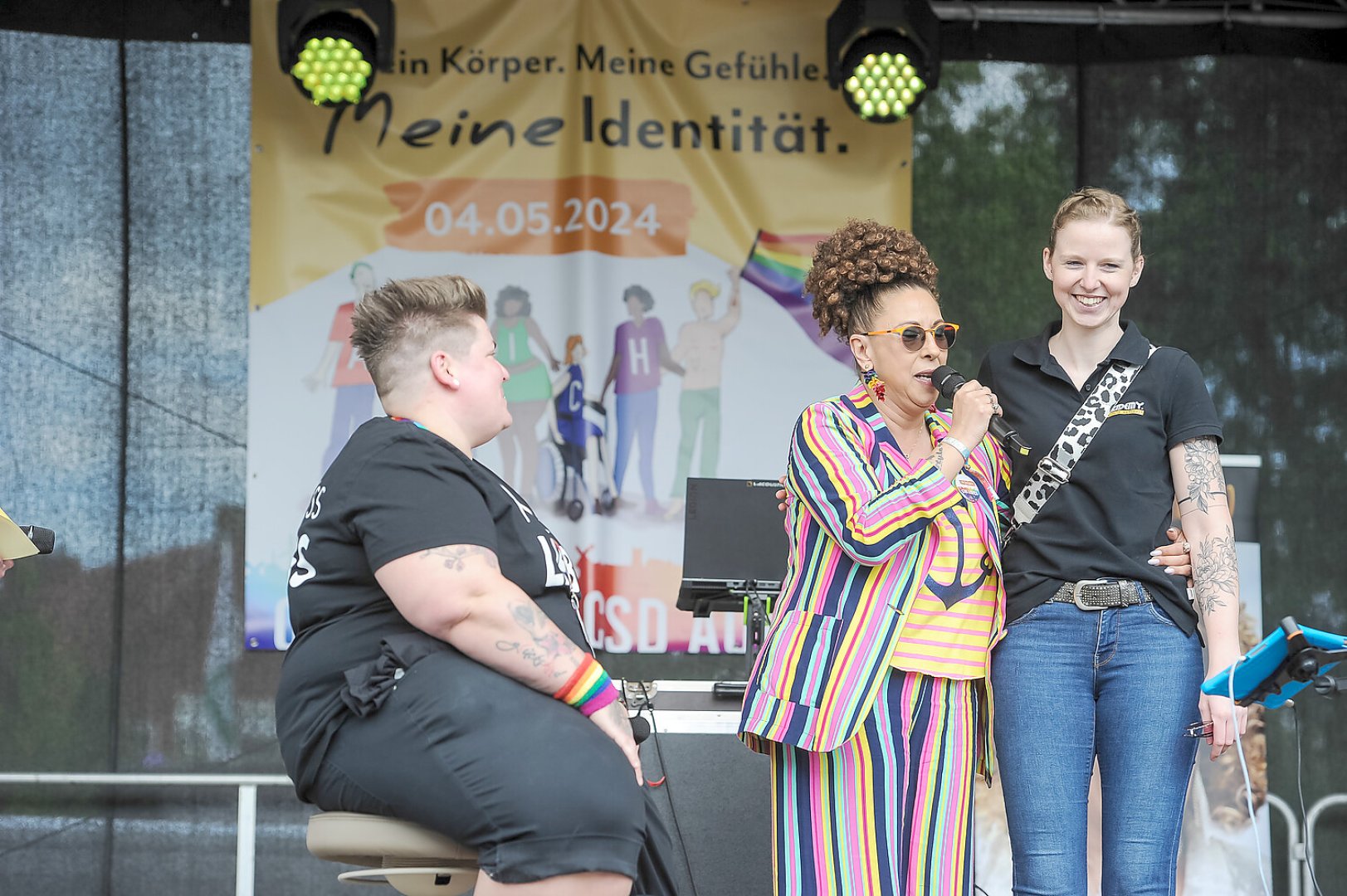 Die schönsten Bilder vom CSD in Aurich - Bild 28