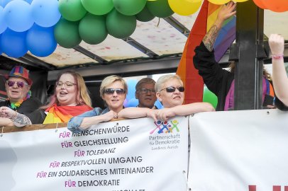 Die schönsten Bilder vom CSD in Aurich - Bild 35