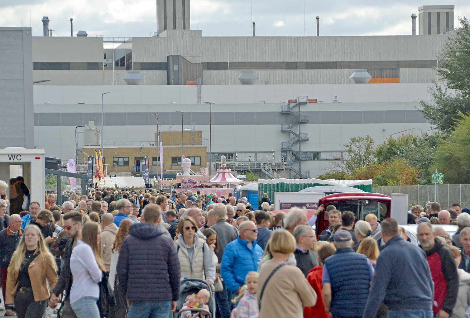 Familientag bei VW Emden - Bild 1