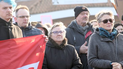 Kundgebung Wiesmoor bleibt bunt  - Bild 32