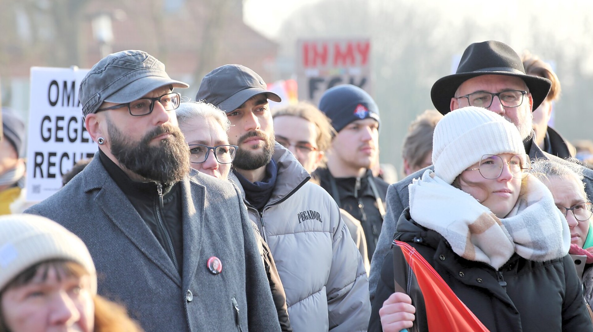 Kundgebung Wiesmoor bleibt bunt  - Bild 33