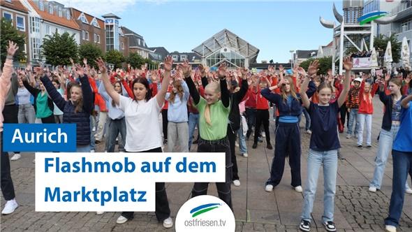 Flashmob in der Innenstadt: Realschule Aurich wird 250