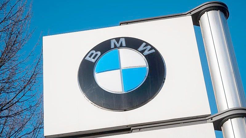 BMW weist die Forderung der Deutschen Umwelthilfe zurück, ab 2030 weltweit kein Auto mit Benzin- oder Dieselmotor mehr zu verkaufen. Foto: Christophe Gateau/dpa