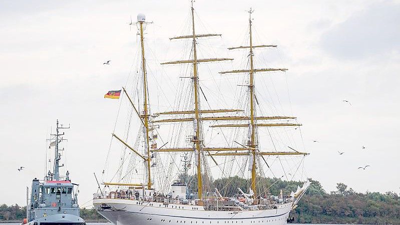 Die Sanierung der „Gorch Fock“ hat 135 Millionen Euro gekostet. Foto: Sina Schuldt/dpa