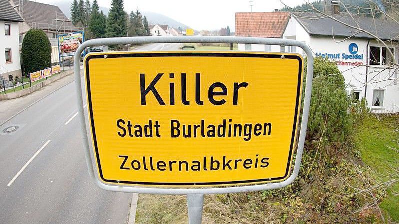 Die Ortstafel des Dorfes Killer. Foto: picture alliance / dpa