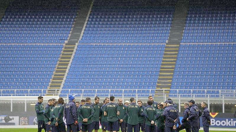 Im Halbfinale der Nations League trifft Italien in Mailand auf Spanien. Foto: Antonio Calanni/AP/dpa