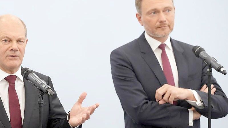 Der mögliche neue Kanzler Olaf Scholz (l) - und sein künftiger Finanzminister und Amtsnachfolger Christian Lindner?. Foto: Kay Nietfeld/dpa