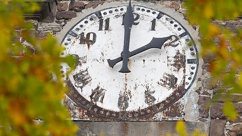 Bei der Zeitumstellung gab es keine besonderen Vorkommnisse. Foto: Swen Pförtner/dpa