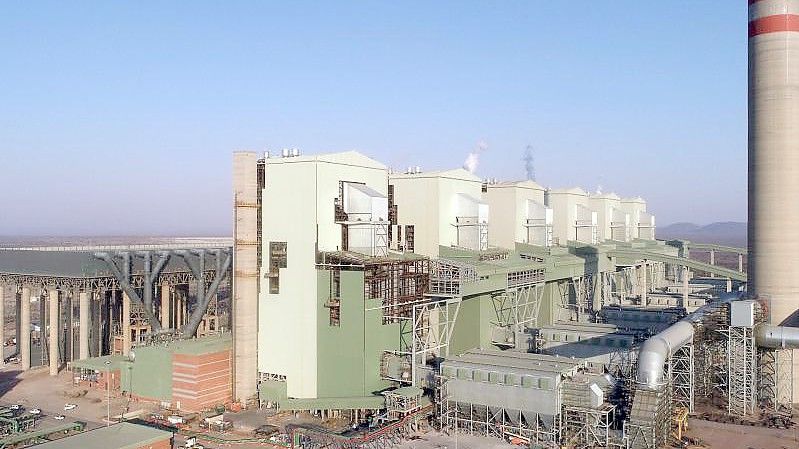 Südafrika setzt größtenteils noch auf Kohlekraftwerke zur Stromversorgung. Doch nun gibt es Engpasse und es kommt zu Abschaltungen. Foto: Eskom/dpa