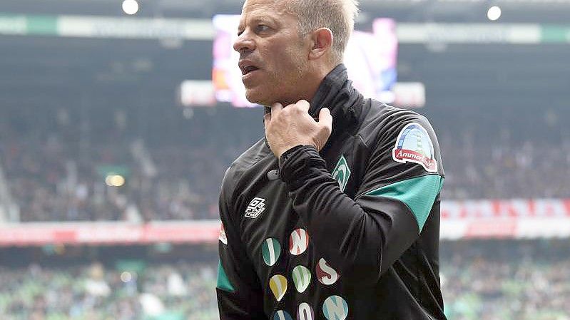 Gefälschter Impfnachweis? - Werder-Coach Markus Anfang hat ein Ermittlungsverfahren am Hals. Foto: Carmen Jaspersen/dpa