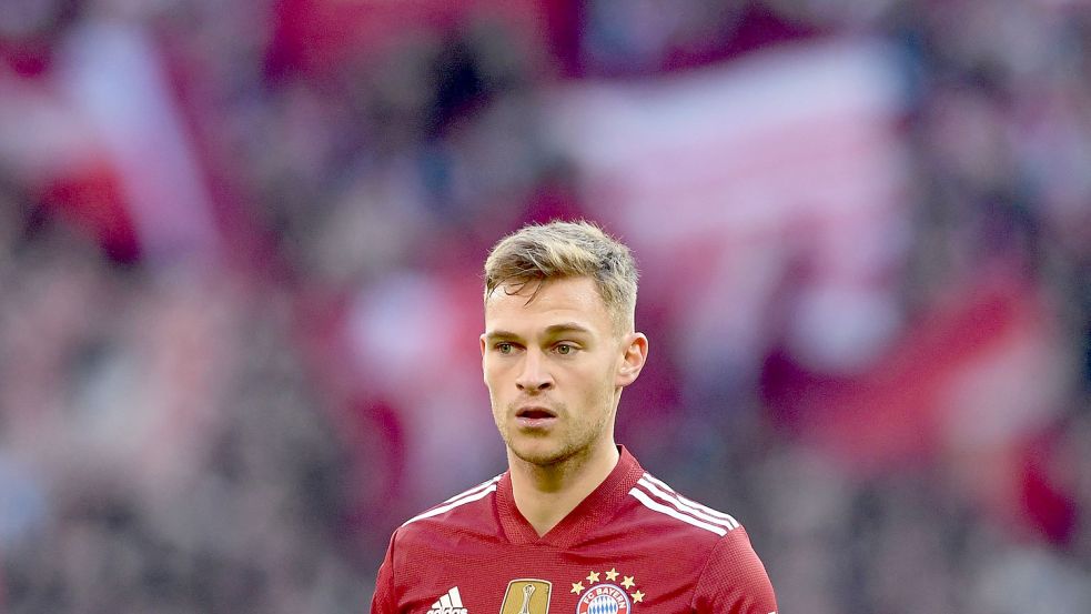 Der Fußballer Joshua Kimmich ist in Quarantäne positiv auf das Coronavirus getestet worden. Foto: AFP/Christof Stache