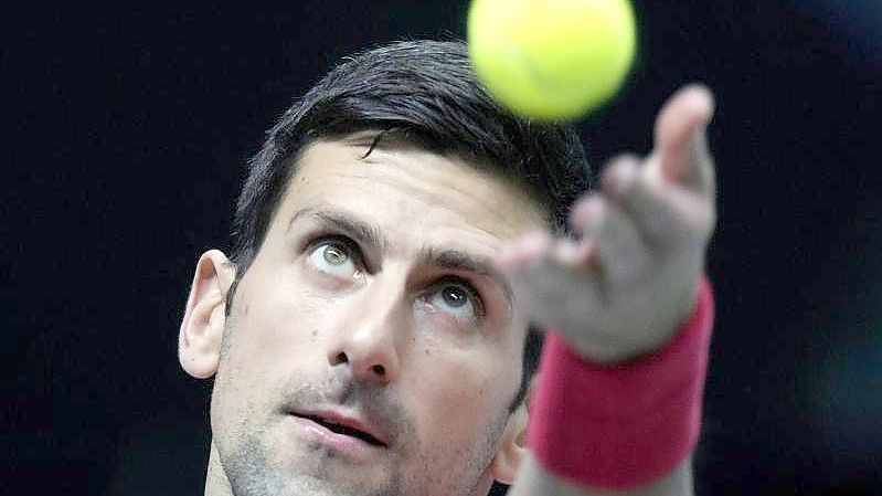 Novak Djokovic in Aktion. Foto: Michael Probst/AP/dpa