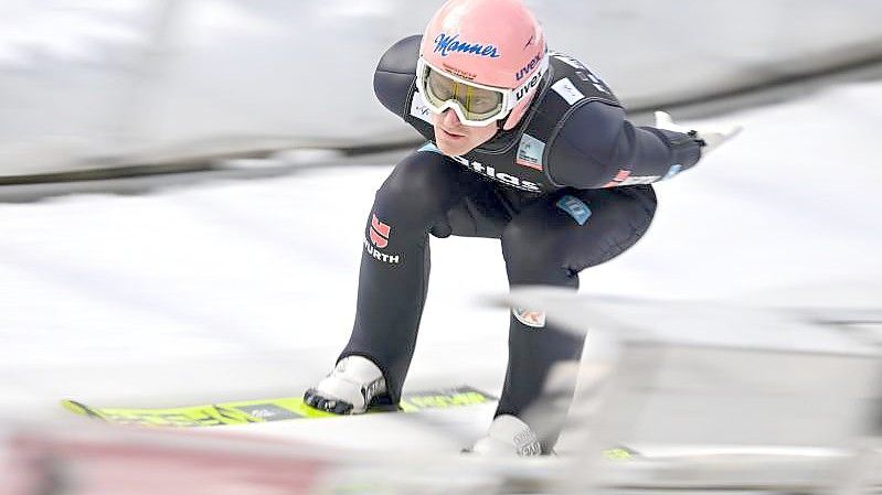 Severin Freund sprang als bester Deutscher in Willingen auf Platz vier. Foto: Arne Dedert/dpa