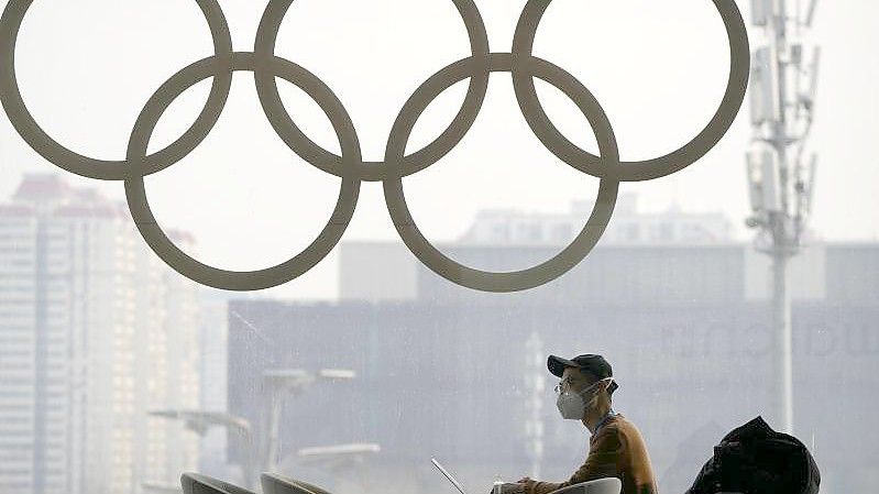 Die Olympischen Winterspiele in Peking finden vom 04.-20.02.2022 statt. Foto: Mark Schiefelbein/AP/dpa