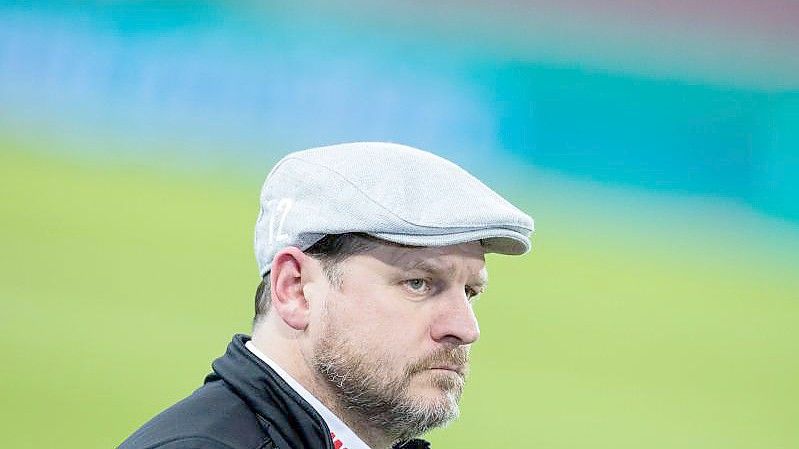 Darf wieder an der Seitenlinie stehen: Kölns Trainer Steffen Baumgart. Foto: Rolf Vennenbernd/dpa