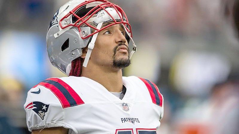 Der Stuttgarter Jakob Johnson spielt seit drei Jahren für die New England Patriots. Foto: Maximilian Haupt/dpa