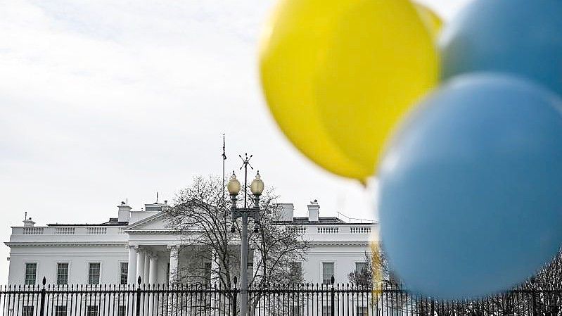 Das Weiße Haus in Washington kündigt Sanktionen gegen zahlreiche russische Oligarchen an. Foto: Britta Pedersen/dpa-Zentralbild/dpa