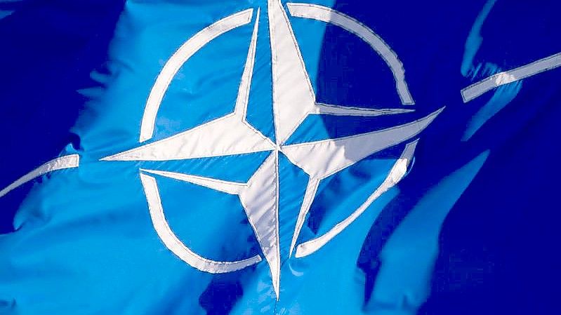 Die Nato will ihre Ostflanke mit vier weiteren Gefechtsverbänden verstärken. Foto: Daniel Naupold/dpa