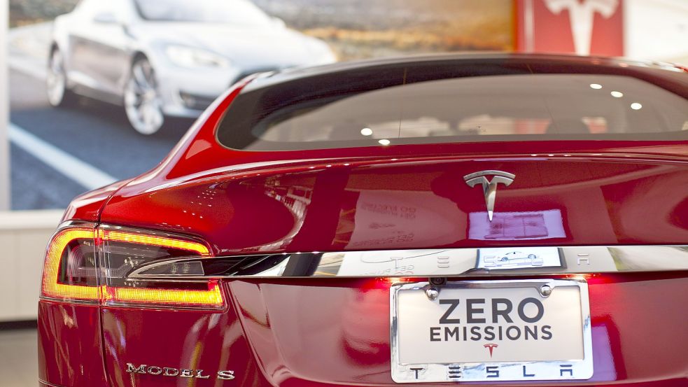 Die Heckklappen von Teslas können in Waschanlagen offenbar Probleme bereiten. Foto: imago images / ZUMA Wire