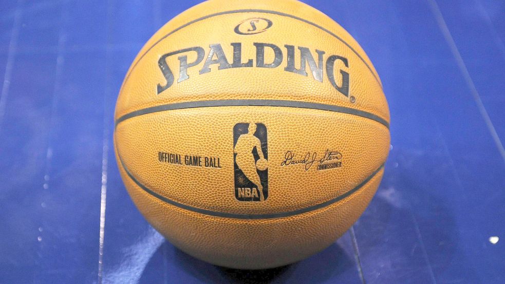 Im Oktober soll der amerikanische Basketball wieder Millionen von Fans begeistern. Doch die Basketballliga NBA muss mit einem Skandal nach dem anderen fertig werden. Foto: imago images/ZUMA Wire