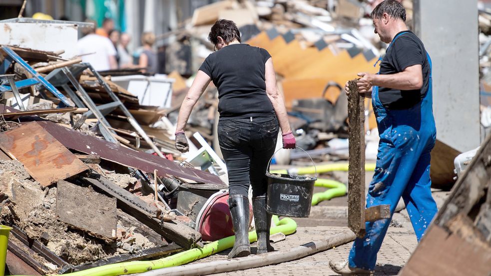 Noch immer haben die Menschen in dem Flutgebiet mit den Nachwirkungen zu kämpfen. Foto: dpa/Marius Becker