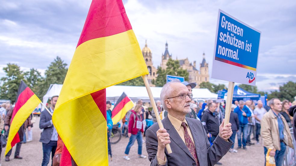 AfD-Wähler sind laut Kai Arzheimer überdurchschnittlich unzufrieden und misstrauisch gegenüber Institutionen und führenden Politikern. Foto: Jens Büttner/picture alliance/dpa