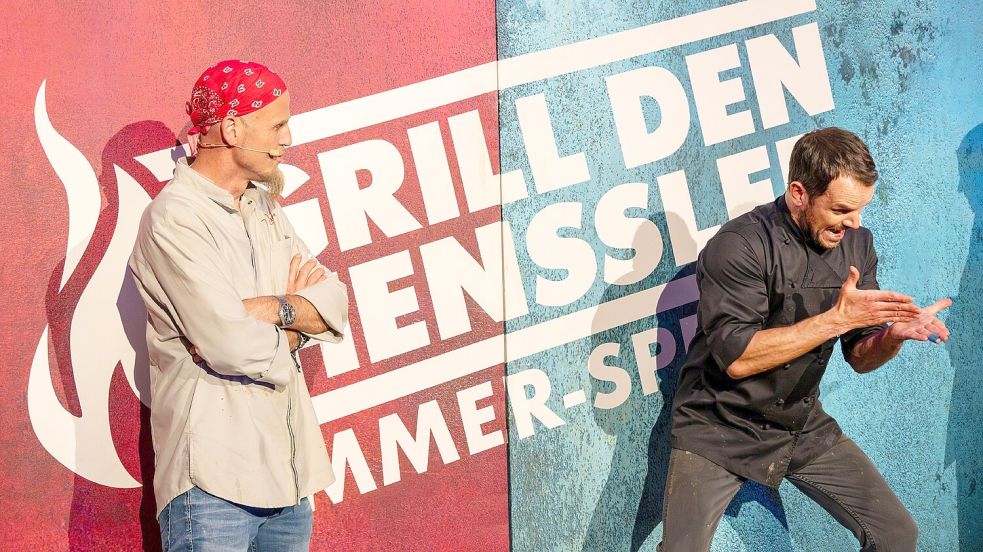 TV-Koch Steffen Henssler (rechts) traf mit seinem Dessert nicht den Geschmack der Jury von „Grill den Henssler“. Foto: RTL