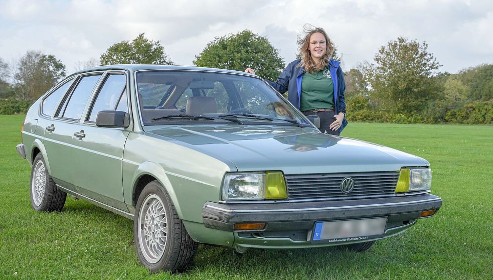 Maike Alberts liebt ihren 40 Jahre alten Passat. Foto: Helmut Vortanz