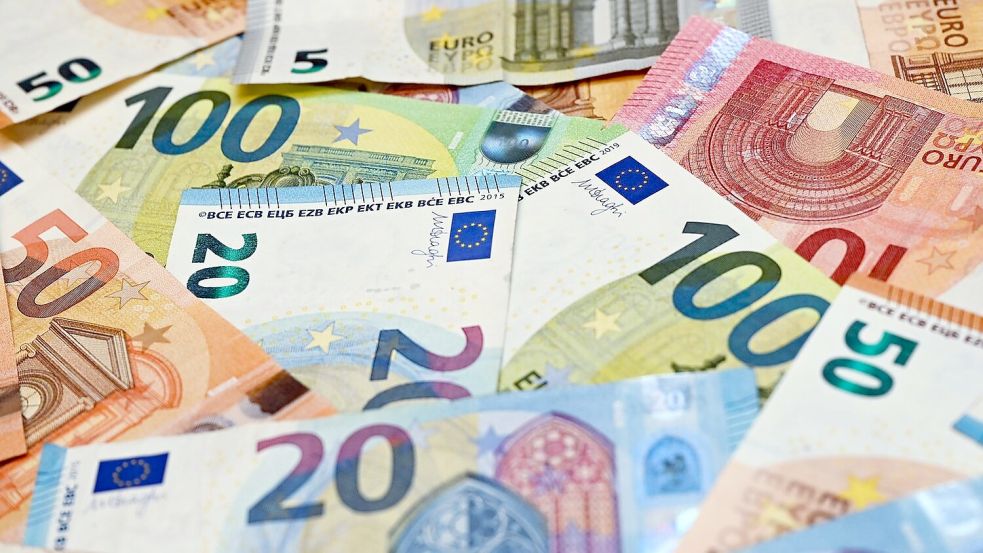 Nach zehn Zinserhöhungen in Folge: Die Euro-Währungshüter lassen die Zinsen vorerst unverändert. Foto: dpa/Patrick Pleul