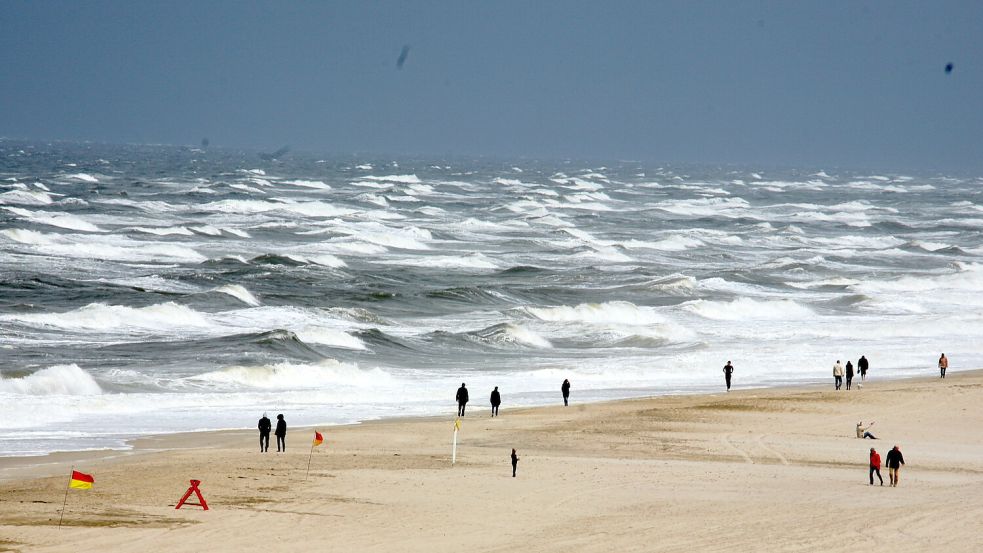 Die schier endlose Länge der Strände überzeugen auch die Autoren des Reiseführers „Lonely Planet“. Foto: SYLTPRESS/Barth