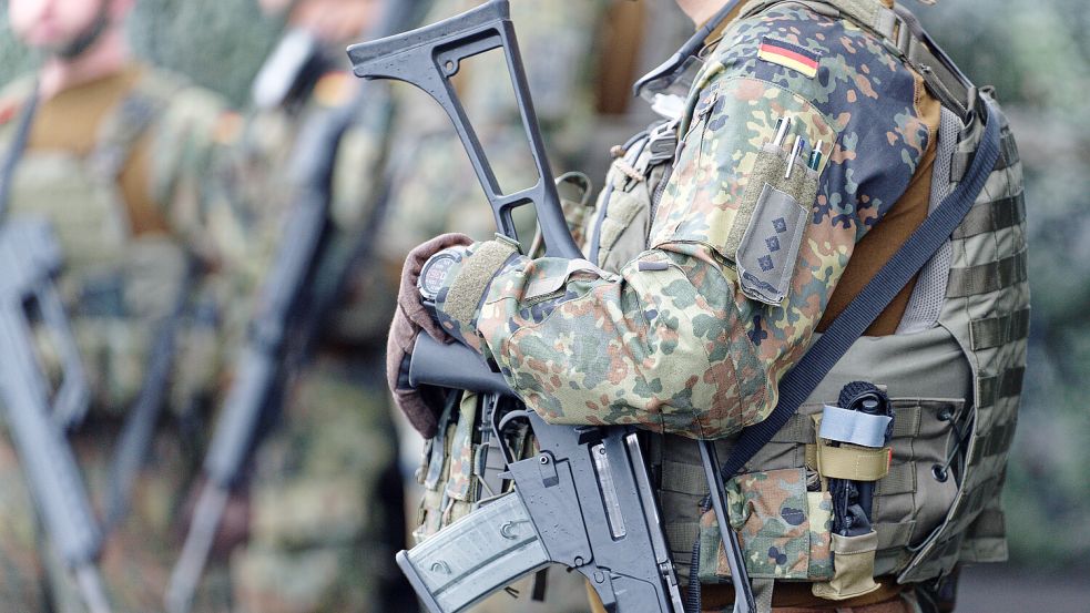 Die Bundeswehr führt offenbar eine interne Durchsuchung nach Mitgliedern der Jungen Alternative durch. Foto: dpa/Henning Kaiser