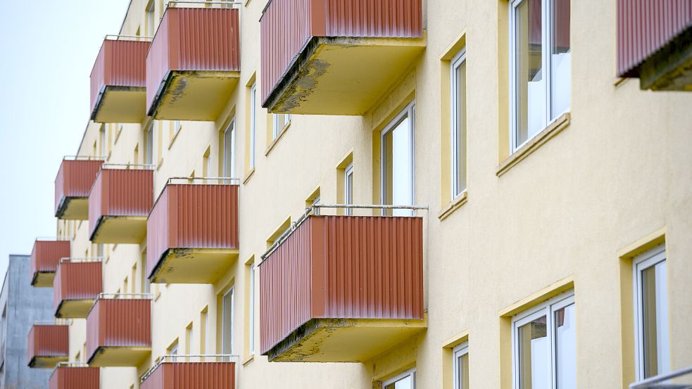 Immer mehr Menschen wohnen auf beengtem Wohnraum. Foto: dpa/-