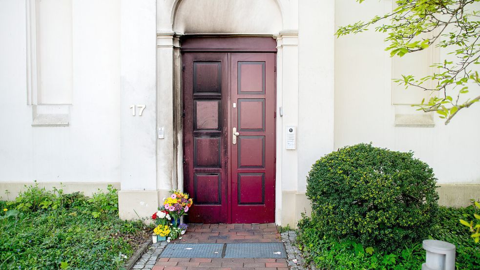 Auf die Synagoge in Oldenburg wurde am 5. April ein Brandschlag verübt. Foto: Hauke-Christian Dittrich/dpa