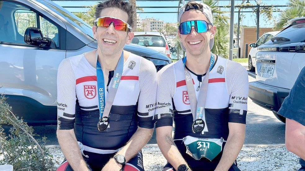 Armin Ross und Kai Biermann starteten für den MTV Aurich beim Ironman auf Mallorca. Foto: privat