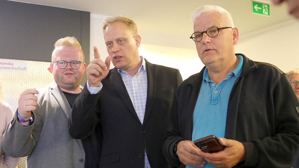 Landtagsabgeordneter Wiard Siebels (Mitte) gehört zu den Zugpferden der SPD im Landkreis Aurich. Foto: Romuald Banik