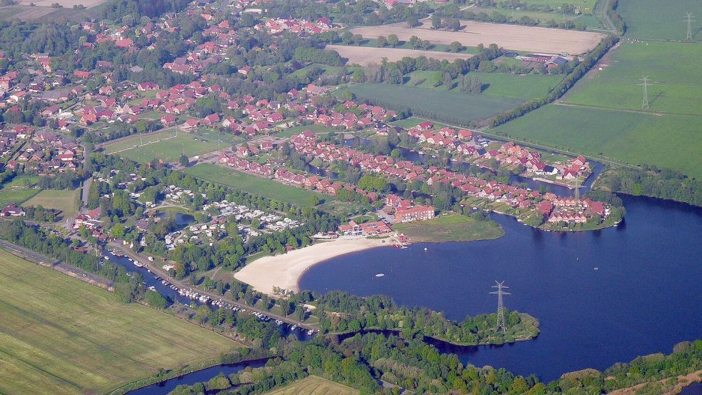 Blick auf das Feriengebiet rund ums Timmeler Meer. Foto: Bernd Heiken