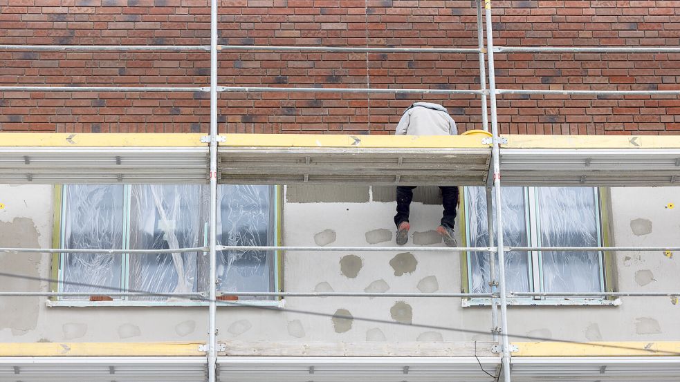 Bauen ist teuer. Deshalb macht Niedersachsen das Baurecht jetzt einfacher. Foto: dpa/Rolf Vennenbernd