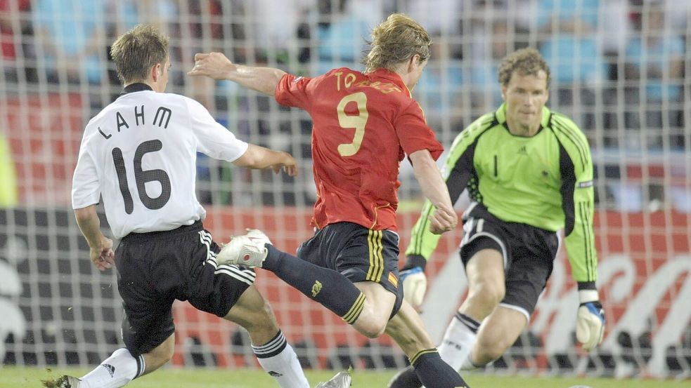 Fernando Torres schoss Spanien im EM-Finale 2008 gegen Deutschland zum EM-Titel. Foto: Georgi Licovski/epa/dpa