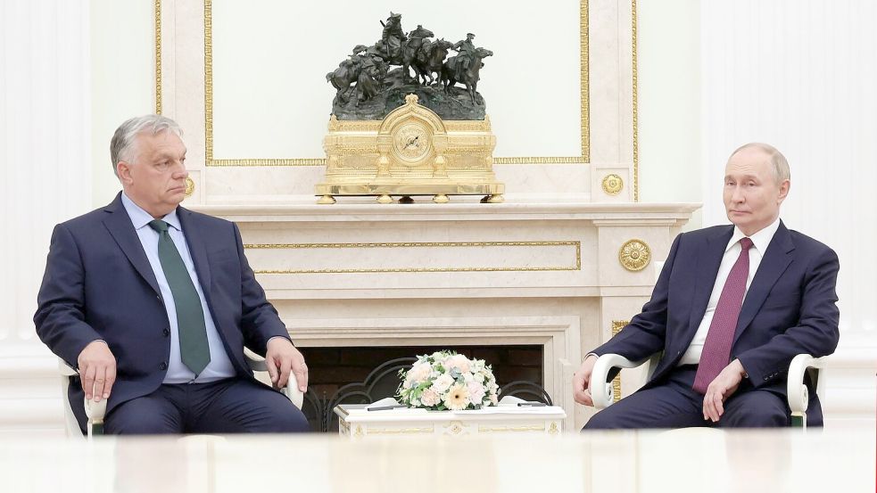 Ungarns kremlfreundlicher Ministerpräsident Viktor Orban reiste überraschend zu Gesprächen über die Ukraine mit Russlands Präsident Wladimir Putin nach Moskau. Foto: Valeriy Sharifulin/Pool Sputnik Kremlin/AP/dpa