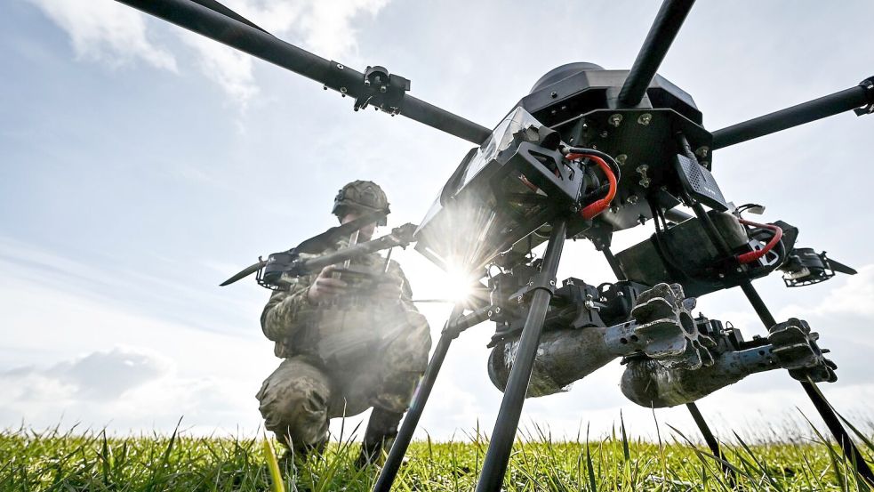 Die Ukraine beschießt in ihrem Abwehrkampf gegen den russischen Angriffskrieg immer wieder auch das Gebiet des Nachbarlandes, um den militärischen Nachschub zu stoppen. (Archivbild) Foto: Uncredited/ukrin/dpa