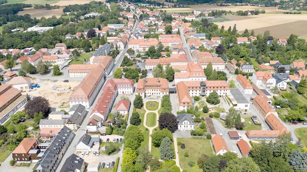 Die Brüdergemeine Herrnhut in Sachsen. Foto: Sebastian Kahnert/dpa