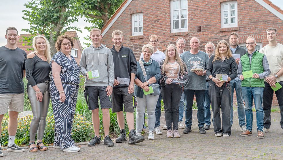 Teilnehmer der Typisierungsaktion konnten Gewinne entgegennehmen. Foto: Folkert Bents