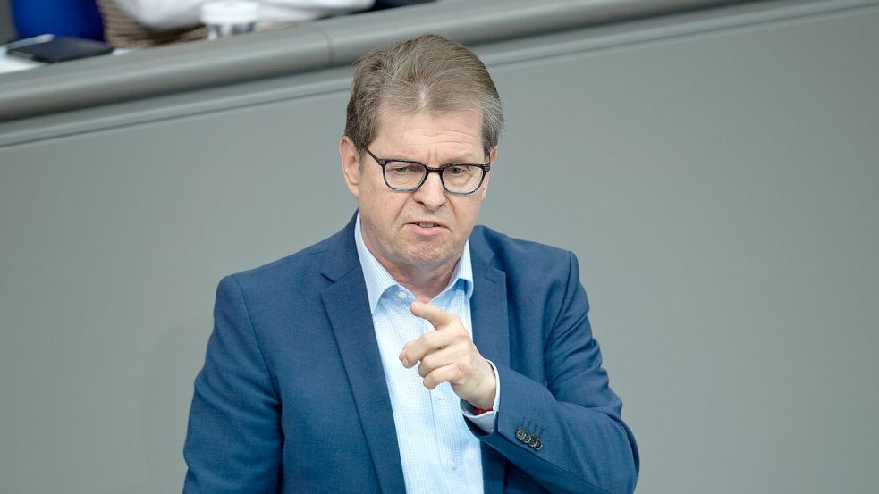 SPD-Politiker Ralph Stegner warnt vor einem „Rüstungswettlauf“. (Archivbild) Foto: Jonathan Penschek/dpa