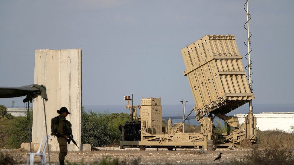 Israelisches Raketenabwehrsystem Iron Dome (Archivbild) Foto: Ariel Schalit/AP/dpa