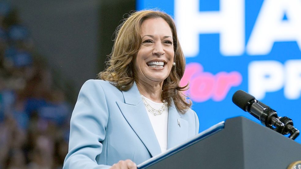 US-Vizepräsidentin Kamala Harris hat sich bei einer Online-Abstimmung der Demokraten die notwendige Mehrheit der Delegiertenstimmen für die Präsidentschaftskandidatur ihrer Partei gesichert. (Archivbild) Foto: John Bazemore/AP